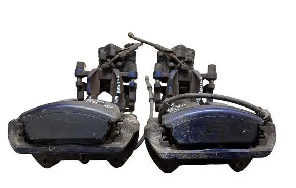 Volkswagen Golf VII Brake discs and calipers set 5G0615123D 5G0615124D 3Q0998281