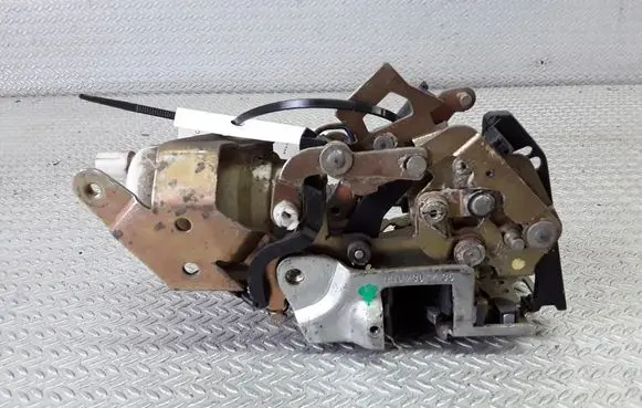 Mercedes-Benz S W140 Rear door lock 1407301435