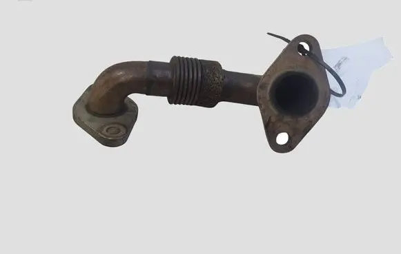 Volkswagen Golf V EGR valve line/pipe/hose 038131521