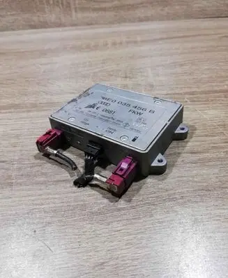 Audi A6 S6 C6 4F Antenna control unit 8E0035456B 09103112