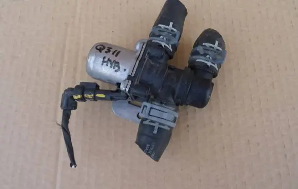 Volkswagen PASSAT B8 Water pump 5Q0906457C
