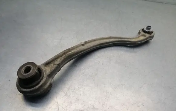 Peugeot 407 Front control arm 443894
