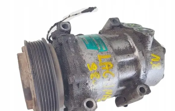 Renault Laguna I Air conditioning (A/C) compressor (pump) SD7H15