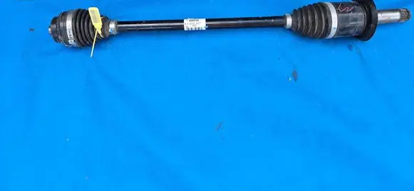 BMW 1 F40 Rear driveshaft 7646867 33207646867