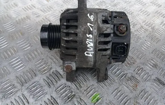 Toyota Auris 150 Generator/alternator 270600T010