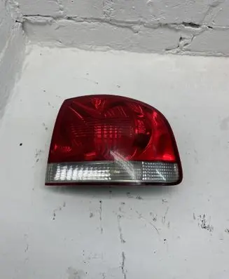 Volkswagen Touareg I Rear/tail lights 7L6945096K