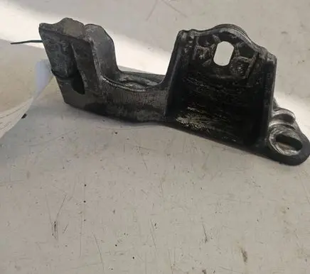 Ford Galaxy Engine mounting bracket 7M3199600A