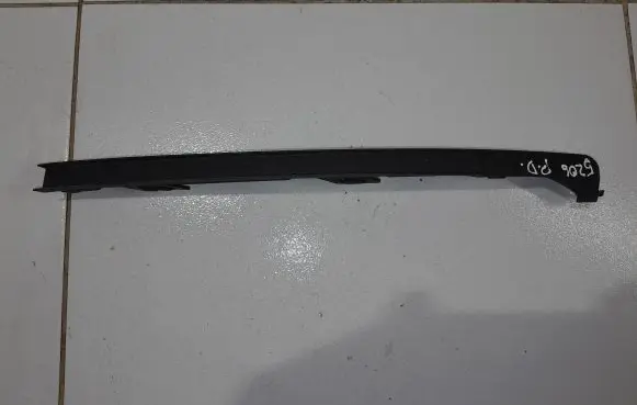 Opel Astra K Front bumper lower grill 13469545