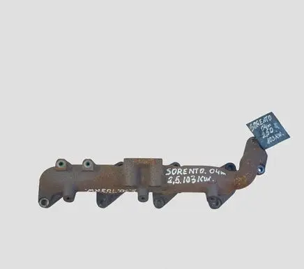 KIA Sorento Exhaust manifold