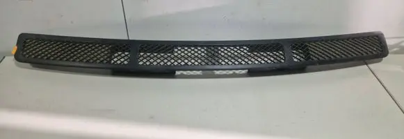 Volkswagen II LT Bonnet/hood grill 2D1819044