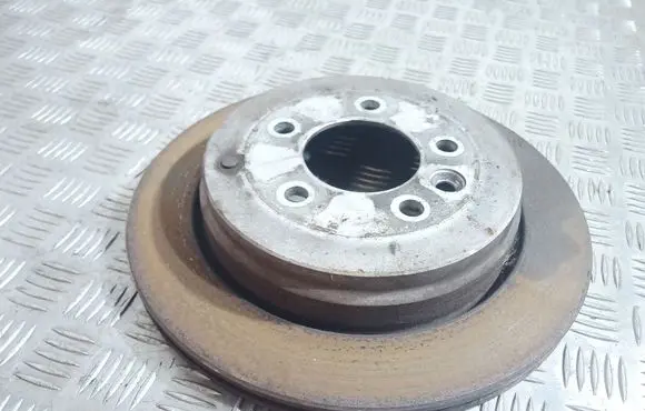 Land Rover Discovery 3 - LR3 Rear brake disc