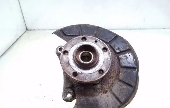 Volkswagen PASSAT B6 Front wheel hub spindle knuckle 3C0407257G