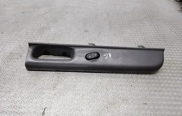 Ford Explorer Electric window control switch