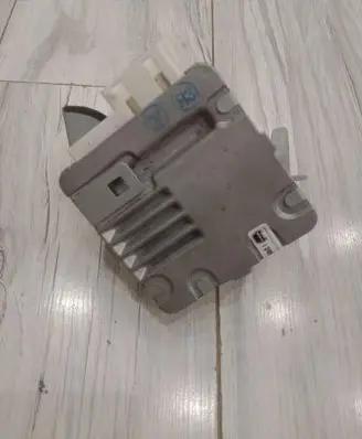 Toyota Prius (XW10) Power steering control unit/module 8965047210