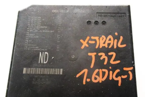 Nissan X-Trail T32 Fuse box set 50NG12F02 1967068838