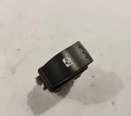 Renault Megane II Electric window control switch 315024A