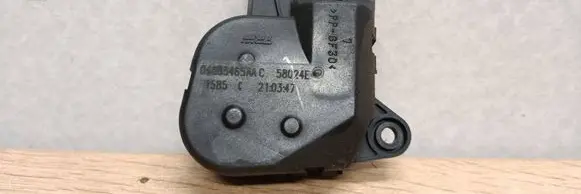 Chrysler Pacifica Air flap motor/actuator 04885465AAC 210347 58024E