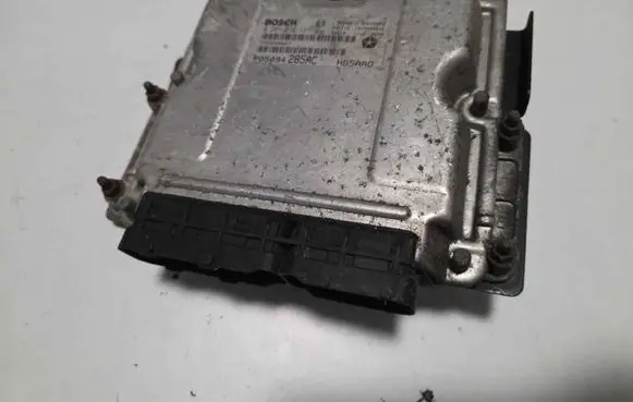 Chrysler Voyager Engine control unit/module P05094285AC