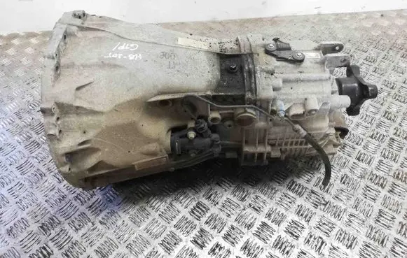 Mercedes-Benz C W205 Manual 6 speed gearbox 2052602300