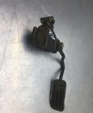 Seat Alhambra (Mk1) Accelerator throttle pedal 7M3721603 YM219F836 6PV00802603
