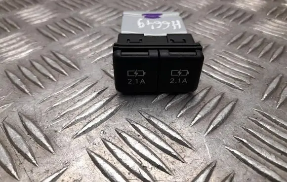 Lexus RX 450H USB socket connector 8553248010