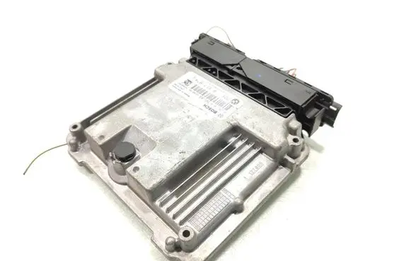 BMW 3 F30 F35 F31 Engine control unit/module 8517874 0281018506 1039S53011