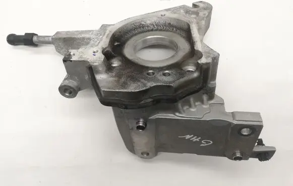 Hyundai Tucson TL Generator/alternator bracket 