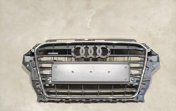 Audi A3 S3 8V Front bumper upper radiator grill 8V3853651 8V3919257A