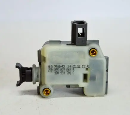 Volkswagen Touareg I Other devices 3B5827061B