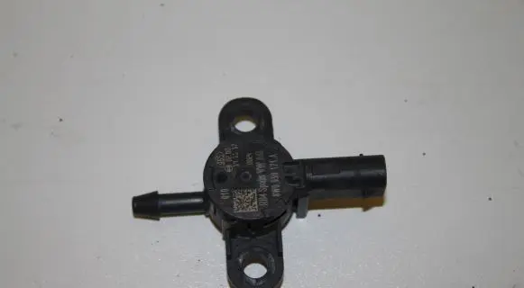 Audi A4 S4 B9 Airbag deployment crash/impact sensor 8W0959121A