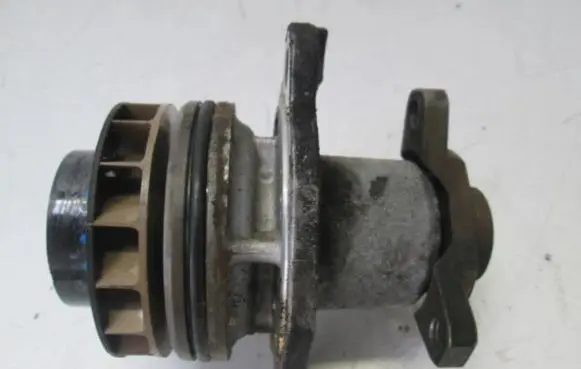 Opel Vivaro Water pump