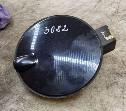 Opel Zafira B Fuel tank cap 13214862
