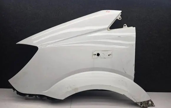 Mercedes-Benz Sprinter W906 Fender