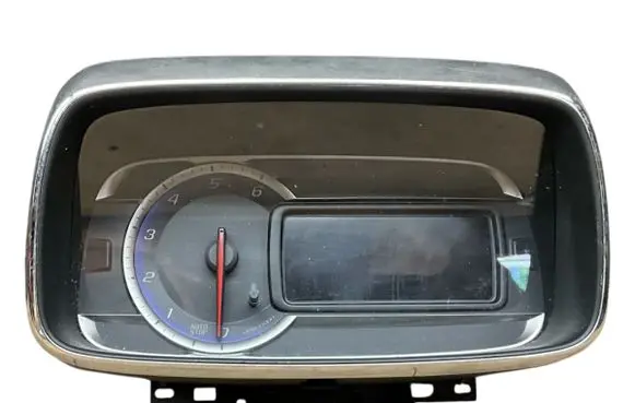 Chevrolet Trax Speedometer (instrument cluster) 95369643