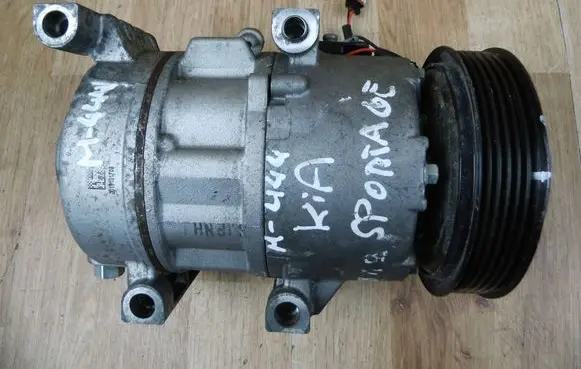 Hyundai Tucson TL Air conditioning (A/C) compressor (pump) 97701D7600 CA500NFJAA05