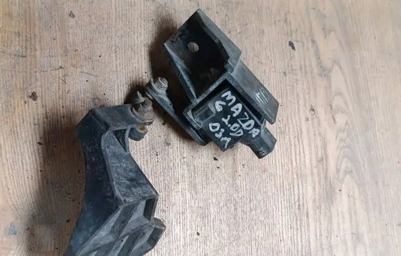 Headlight/headlamp level sensor
