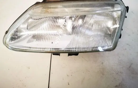 Renault Espace III Headlight/headlamp 88202086