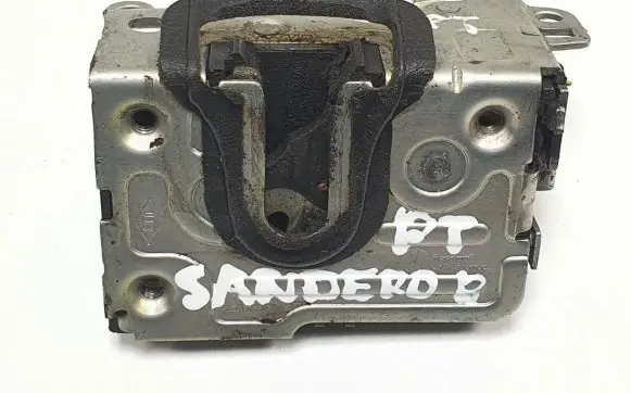 Dacia Sandero Rear door lock