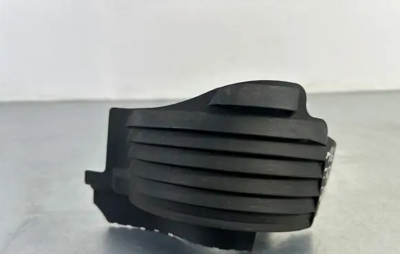 Audi A6 S6 C7 4G Coil spring/strut mount 8R0511540B