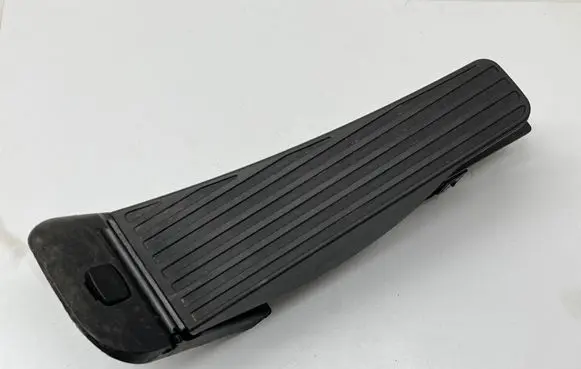 Volvo XC60 Accelerator throttle pedal 32269124 M2011174523 105122