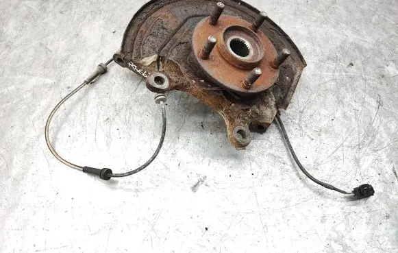 Nissan Leaf I (ZE0) Front wheel hub spindle knuckle