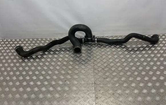 Intercooler hose/pipe
