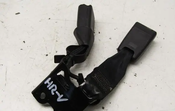 Honda HR-V Rear seatbelt buckle 2501003AA