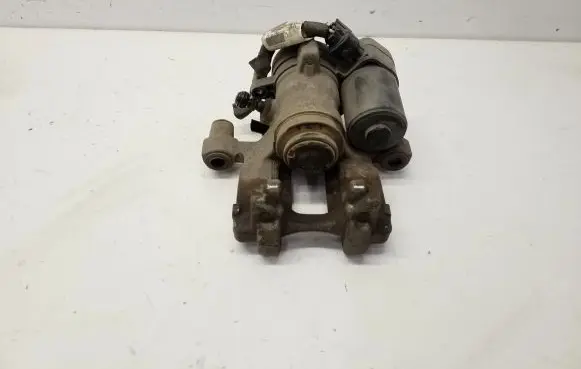 Ford Fusion II Rear brake caliper DG9C2D250