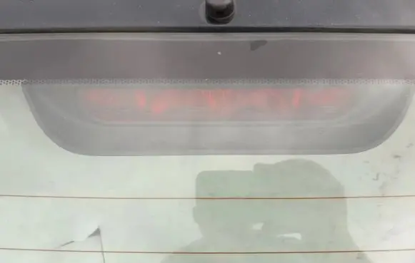 Mitsubishi Space Star Third/center stoplight