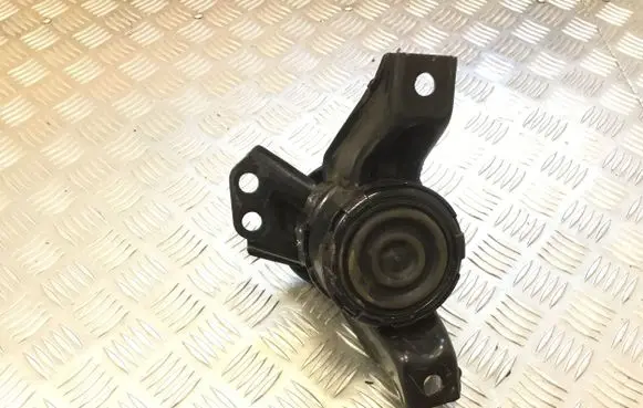 KIA Sportage Engine mount bracket 21815D9100