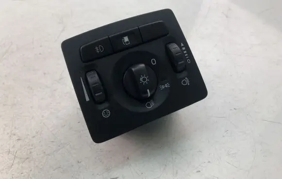 Volvo S40 Light switch 30739298