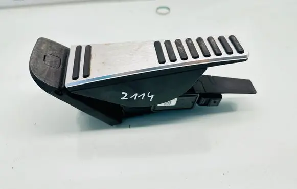 Volvo V60 Accelerator throttle pedal 32269125 L1905210005 K1918190954