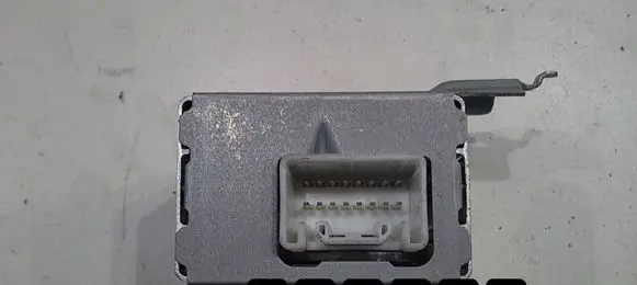 Toyota Corolla E120 E130 Engine control unit/module 88240-02050