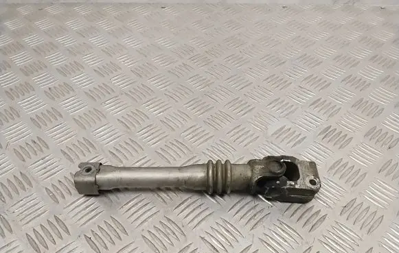 Mercedes-Benz C W204 Prop shaft universal joint A2044620078